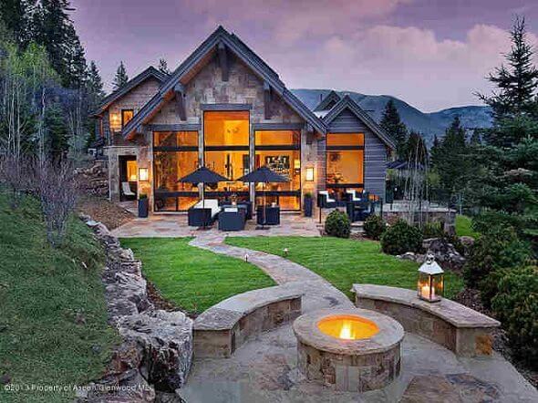 March 29 – April 5, 2015  Estin Report: Last Week’s Aspen Snowmass Real Estate Sales & Stats: Closed (12) + Under Contract / Pending  (18) Image